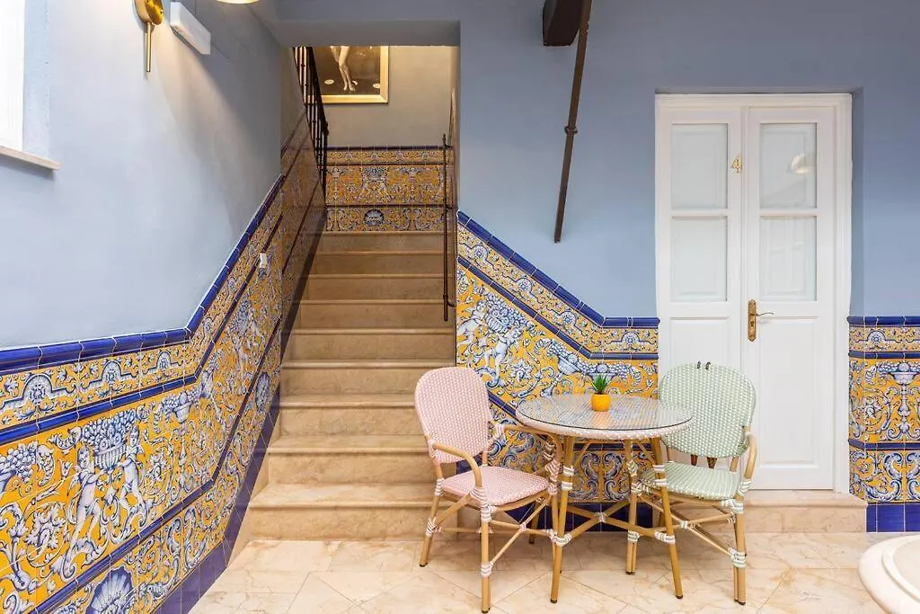1. Casa De Alma. Apartment In Historic House Малага