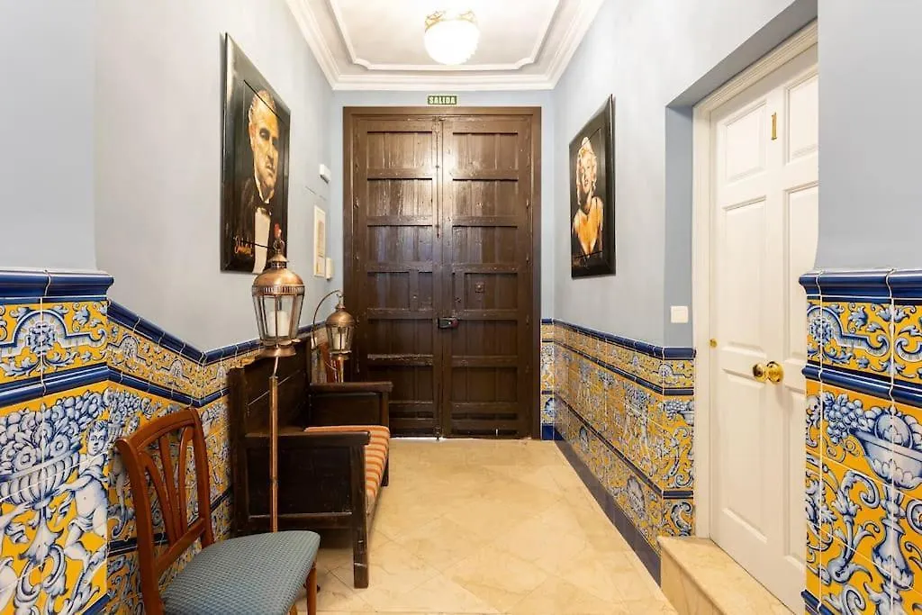 1. Casa De Alma. Apartment In Historic House Малага