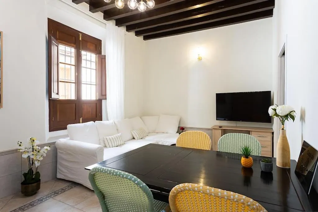 1. Casa De Alma. Apartment In Historic House Малага
